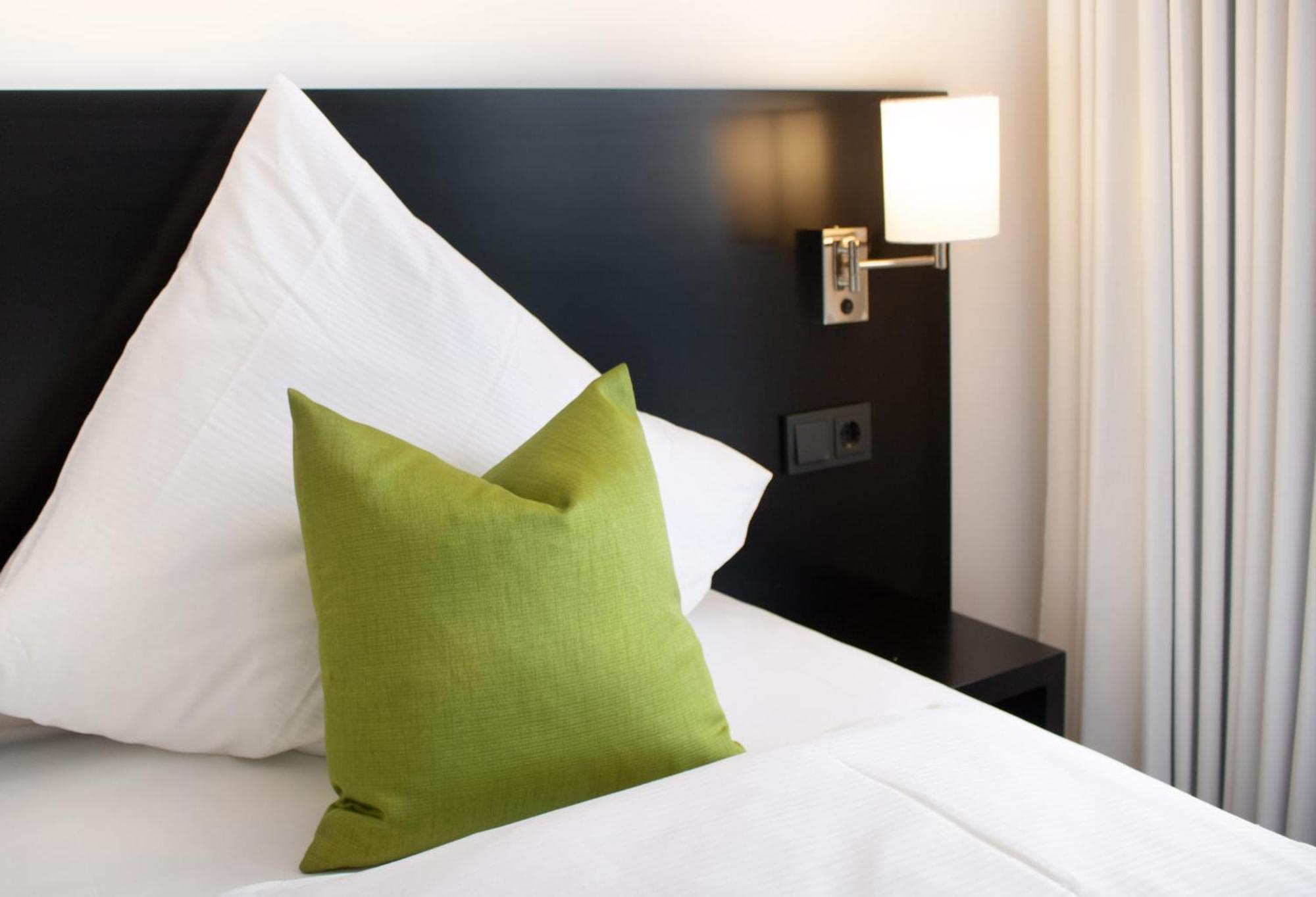Nom Hotel By Wmm Hotels Noerten-Hardenberg Exterior photo